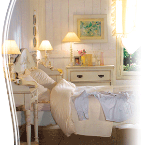 パリの北部で誕生したルイ15世様式にプロヴァンス家具メーカーです。