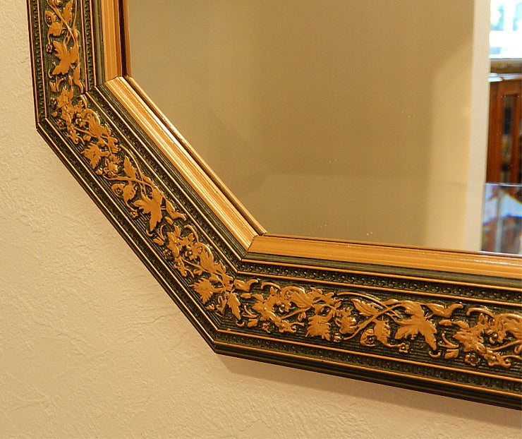 ウォール ミラー 壁掛け 鏡 八角 グリーン イタリアンブルー イタリア製 雑貨 BERTOZZI ベルトーチ 808408