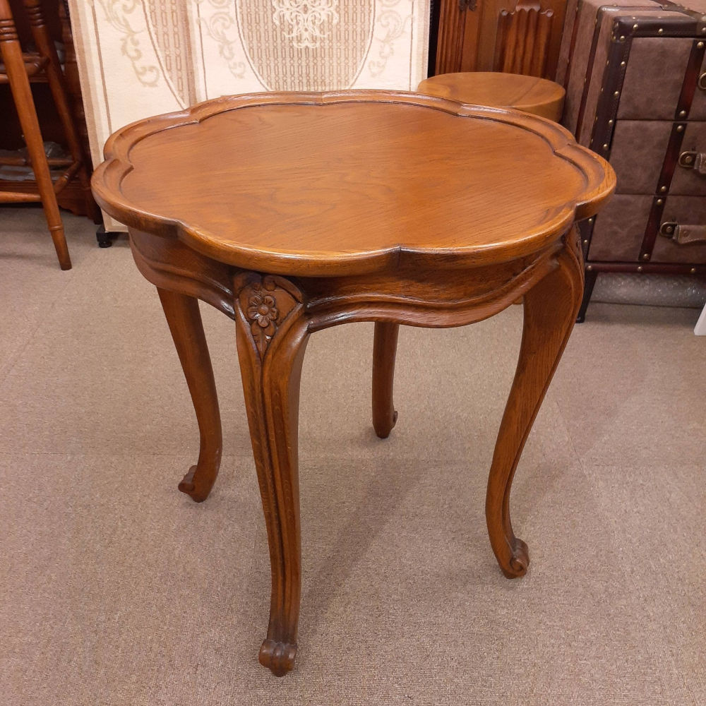 ランプテーブル サイドテーブル 丸 ラウンド エッジ付き テーブル おしゃれ オーク 無垢材 木製 仏国様式 スタイル クラシック 輸入家具 1136015