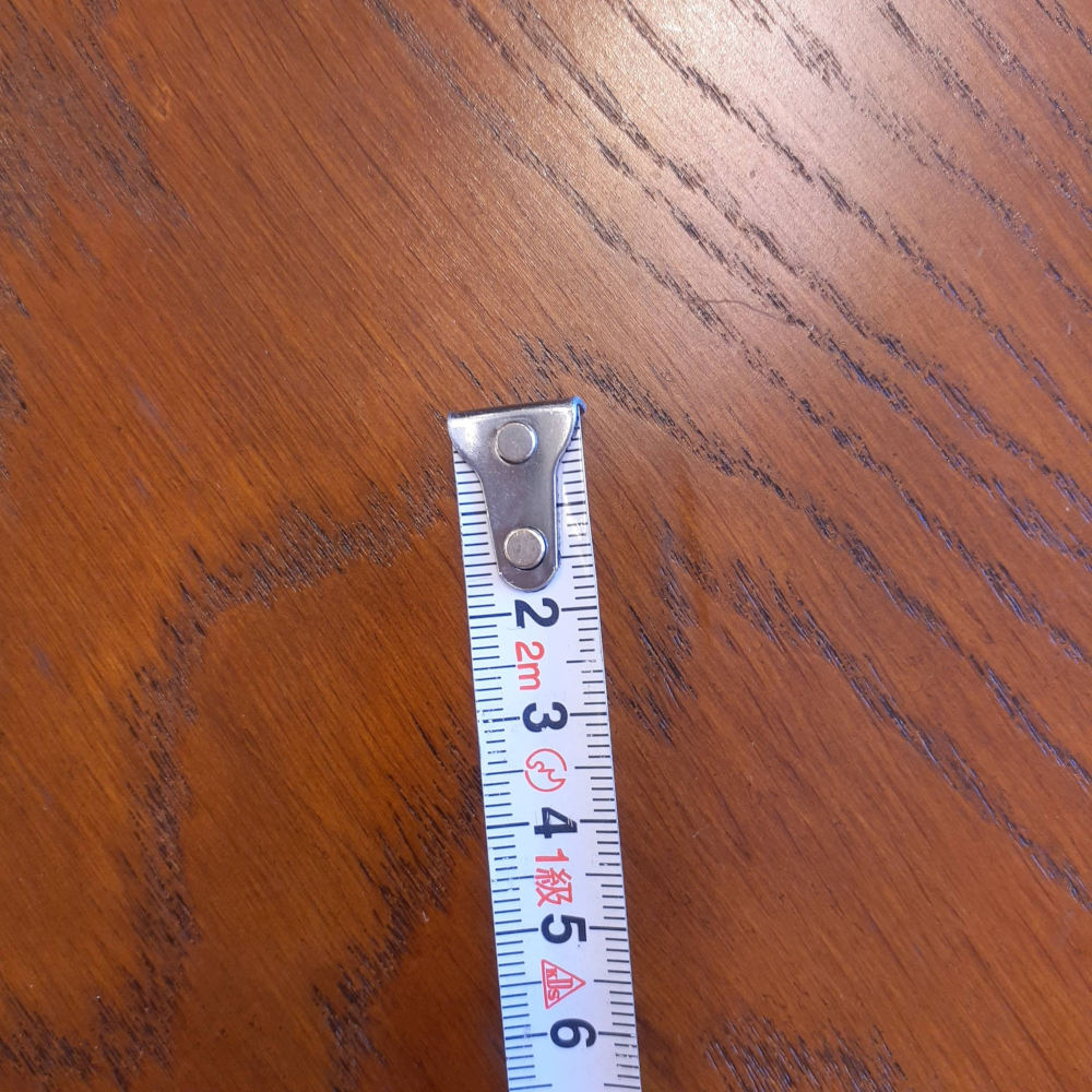 ランプテーブル サイドテーブル 丸 ラウンド エッジ付き テーブル おしゃれ オーク 無垢材 木製 仏国様式 スタイル クラシック 輸入家具 1136015