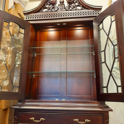 キャビネット ショーケース アンティーク風家具 ディスプレイキャビネット クイーンアン様式キャビネット マホガニーキャビネット アンティーク風 117013