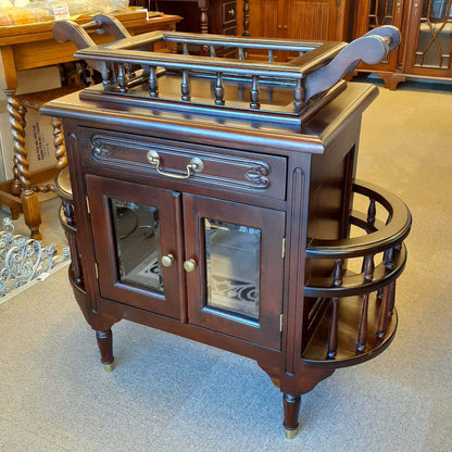 キャビネット トレイ付きキャビネット キャビネットテーブル トレイテーブル アンティーク風家具 マホガニー家具 バリーウイリアム BallyWilliam 117051