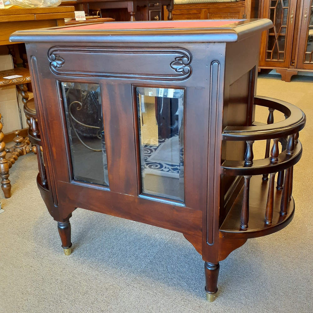 キャビネット トレイ付きキャビネット キャビネットテーブル トレイテーブル アンティーク風家具 マホガニー家具 バリーウイリアム BallyWilliam 117051