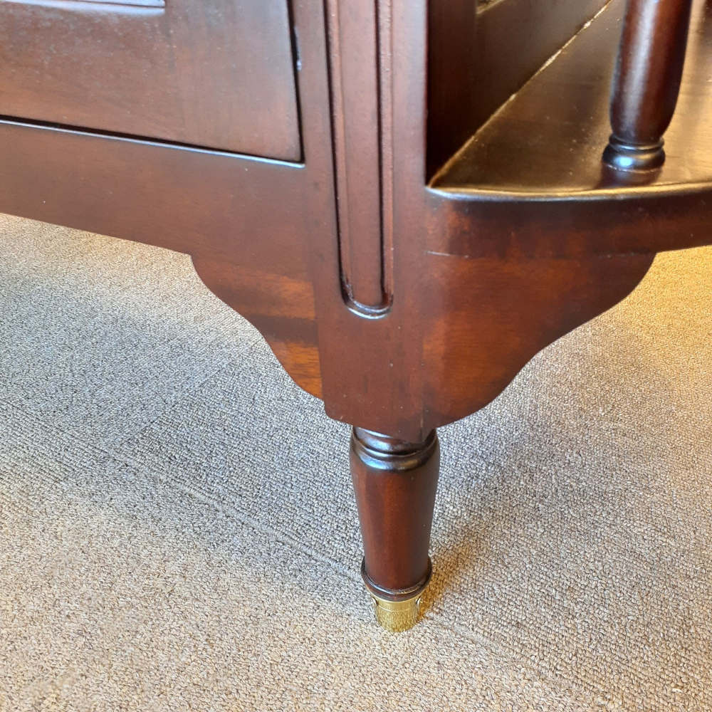 キャビネット トレイ付きキャビネット キャビネットテーブル トレイテーブル アンティーク風家具 マホガニー家具 バリーウイリアム BallyWilliam 117051