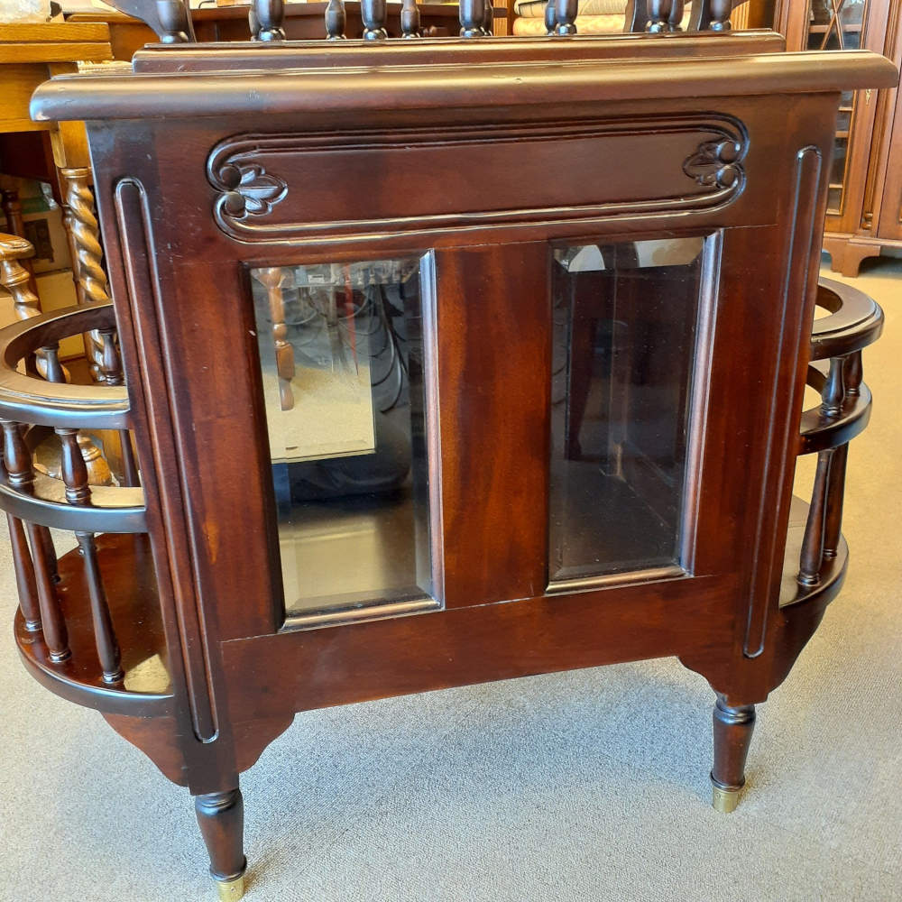 キャビネット トレイ付きキャビネット キャビネットテーブル トレイテーブル アンティーク風家具 マホガニー家具 バリーウイリアム BallyWilliam 117051