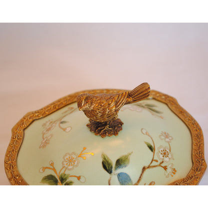 ボックス BOX 陶磁器 真鍮 小物入れ 脚付き 雑貨 アクセサリーボックス アンティーク調 シノワズリー 収納箱 インテリア雑貨 1564031