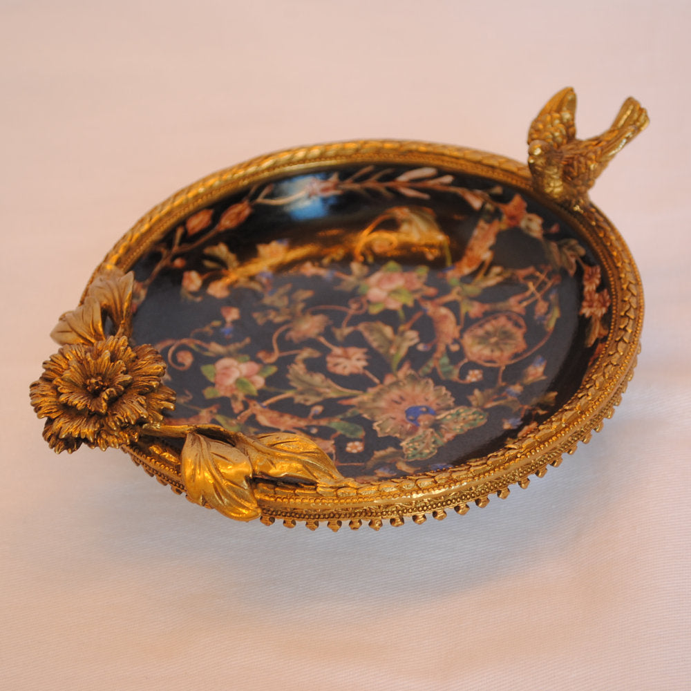 プレート お皿 丸皿 コンポート 鳥 陶磁器 真鍮 小物入れ 雑貨 丸 円 アンティーク調 シノワズリー 菓子器 インテリア雑貨 1564034