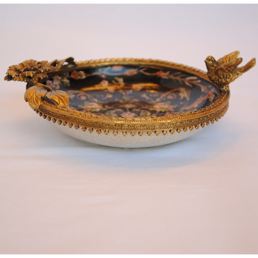 プレート お皿 丸皿 コンポート 鳥 陶磁器 真鍮 小物入れ 雑貨 丸 円 アンティーク調 シノワズリー 菓子器 インテリア雑貨 1564034