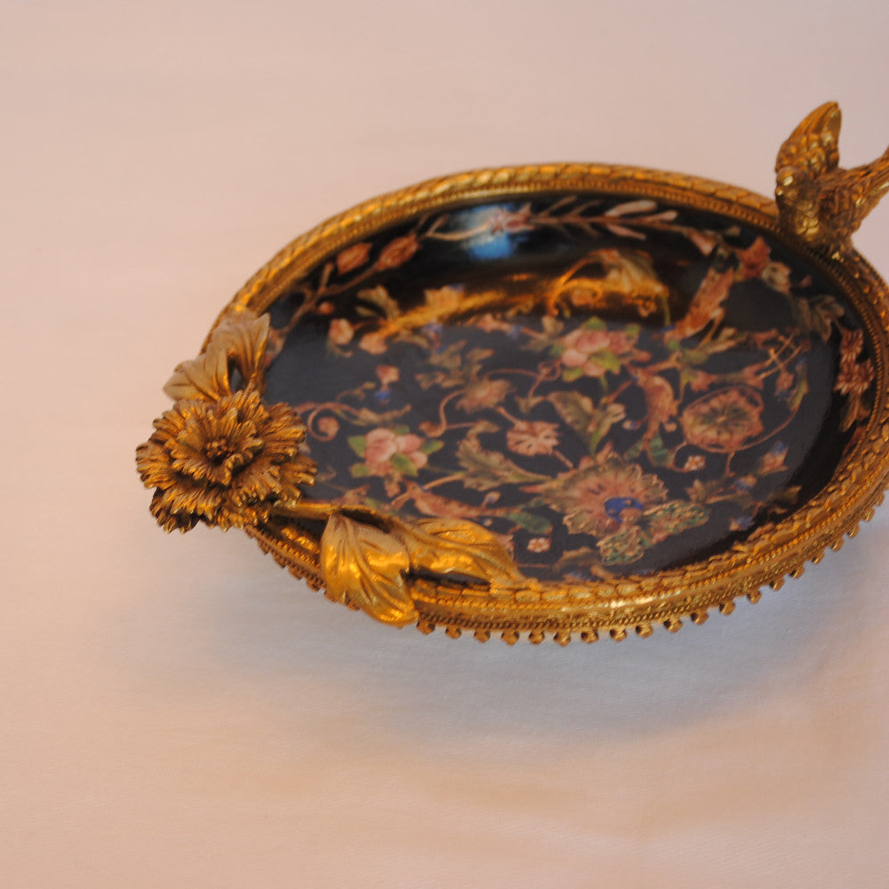 プレート お皿 丸皿 コンポート 鳥 陶磁器 真鍮 小物入れ 雑貨 丸 円 アンティーク調 シノワズリー 菓子器 インテリア雑貨 1564034