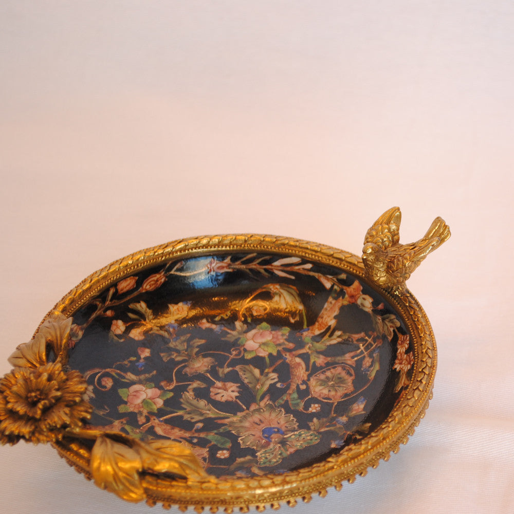 プレート お皿 丸皿 コンポート 鳥 陶磁器 真鍮 小物入れ 雑貨 丸 円 アンティーク調 シノワズリー 菓子器 インテリア雑貨 1564034