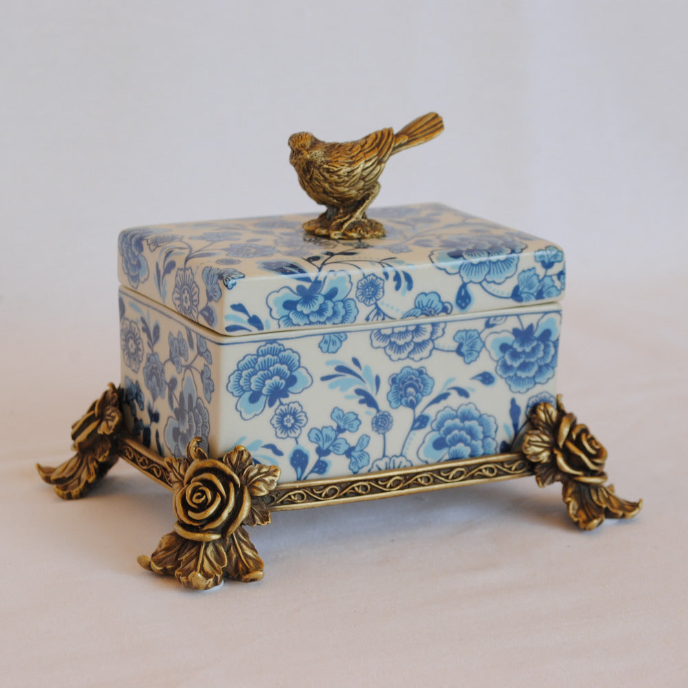 ボックス BOX 陶磁器 真鍮 小物入れ コットンパッドボックス 脚付き 雑貨 バラ 鳥 アンティーク調 シノワズリー 収納箱 インテリア雑貨 1564038