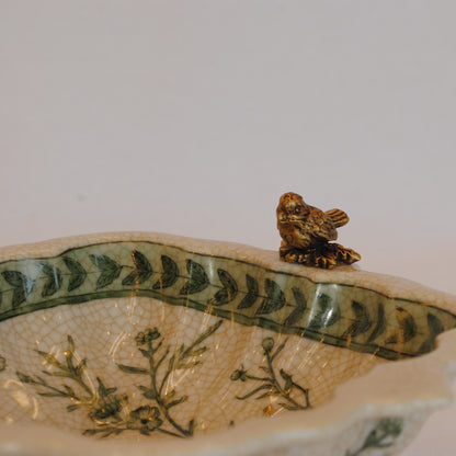 プレート トレイ 陶磁器 真鍮 脚付き小物入れ コンポート 脚付き 雑貨 花鳥柄 アンティーク調 シノワズリー 収納箱 インテリア雑貨 1564041