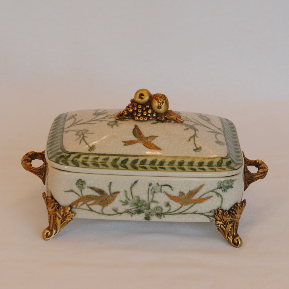 ボックス BOX 蓋付ボックス 陶磁器 真鍮 脚付き小物入れ 蓋付BOX 脚付き 雑貨 花鳥柄 アンティーク調 シノワズリー 収納箱 インテリア雑貨 1564043