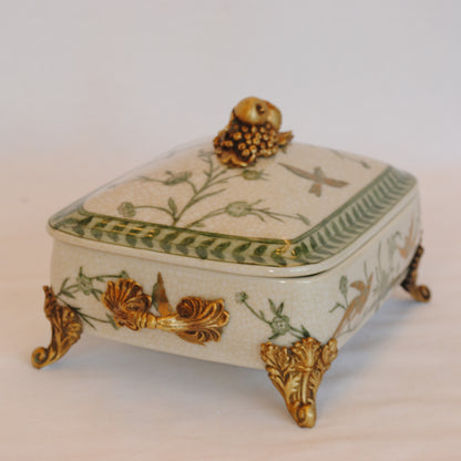 ボックス BOX 蓋付ボックス 陶磁器 真鍮 脚付き小物入れ 蓋付BOX 脚付き 雑貨 花鳥柄 アンティーク調 シノワズリー 収納箱 インテリア雑貨 1564043