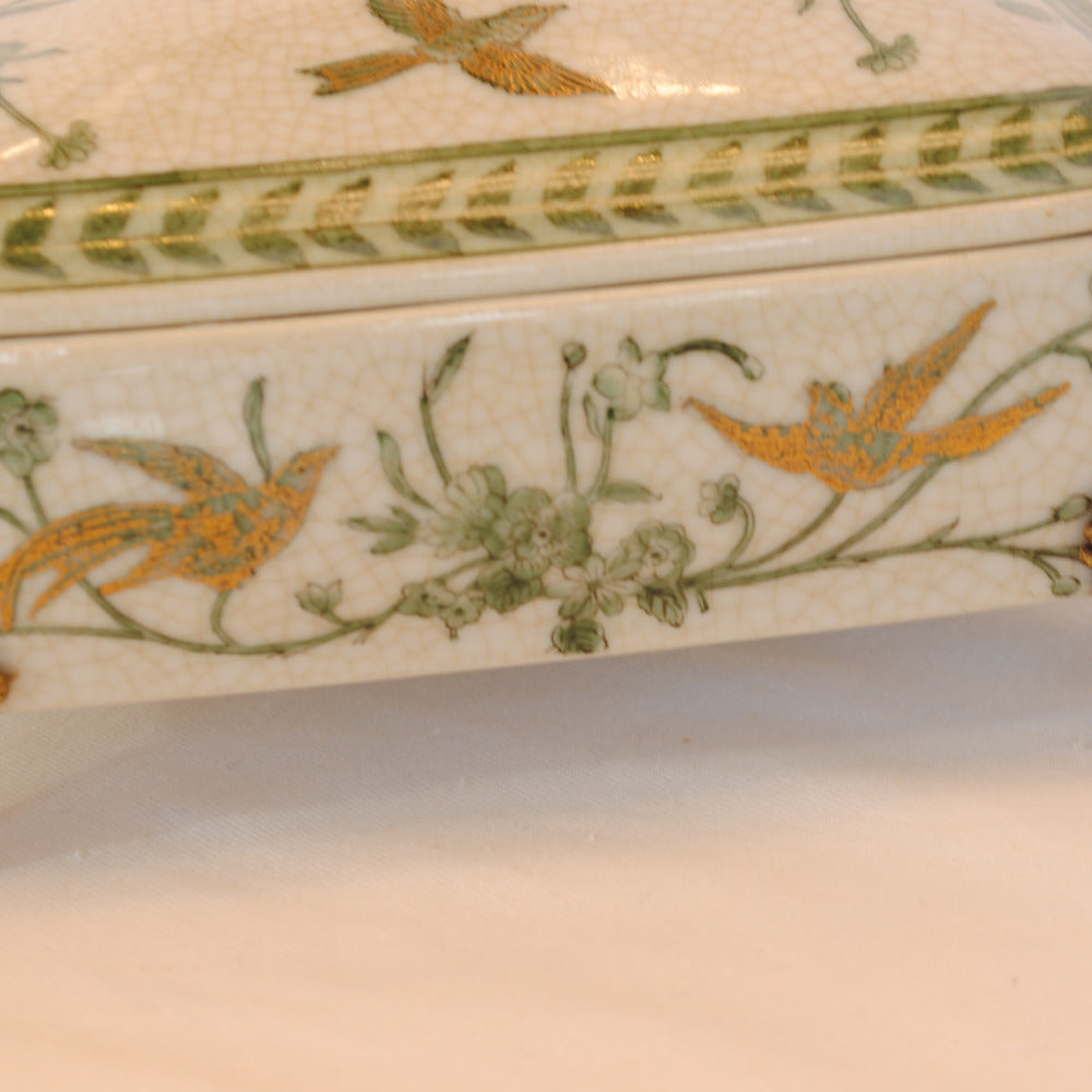 ボックス BOX 蓋付ボックス 陶磁器 真鍮 脚付き小物入れ 蓋付BOX 脚付き 雑貨 花鳥柄 アンティーク調 シノワズリー 収納箱 インテリア雑貨 1564043