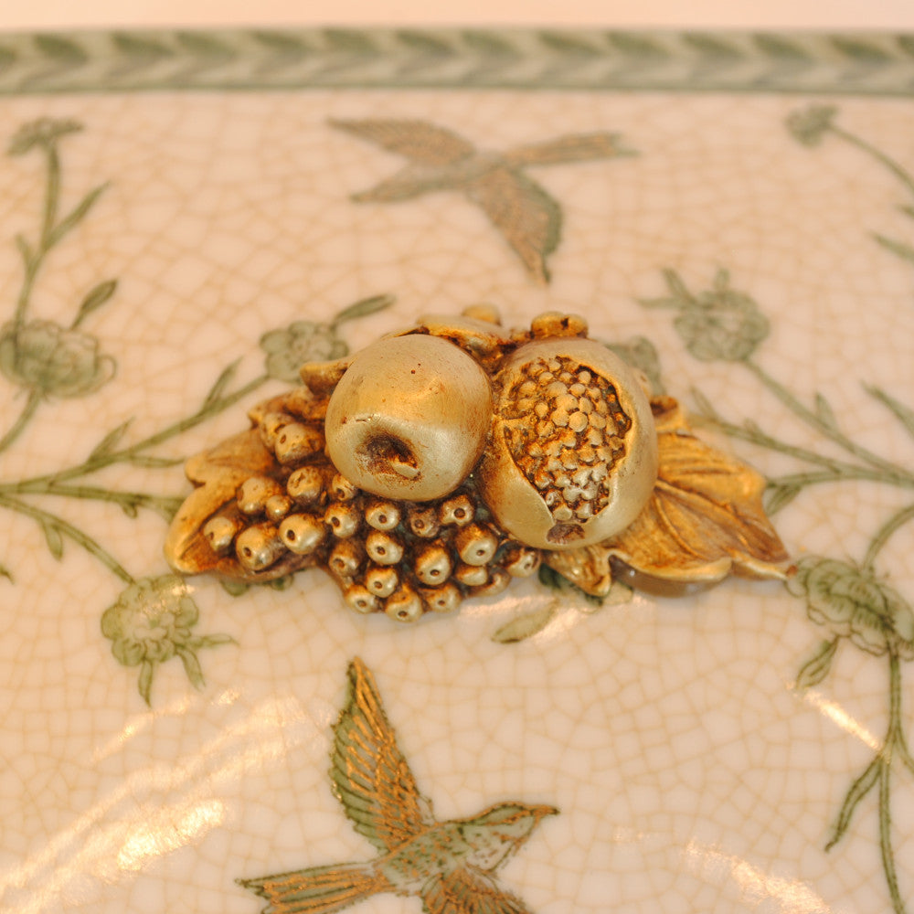 ボックス BOX 蓋付ボックス 陶磁器 真鍮 脚付き小物入れ 蓋付BOX 脚付き 雑貨 花鳥柄 アンティーク調 シノワズリー 収納箱 インテリア雑貨 1564043