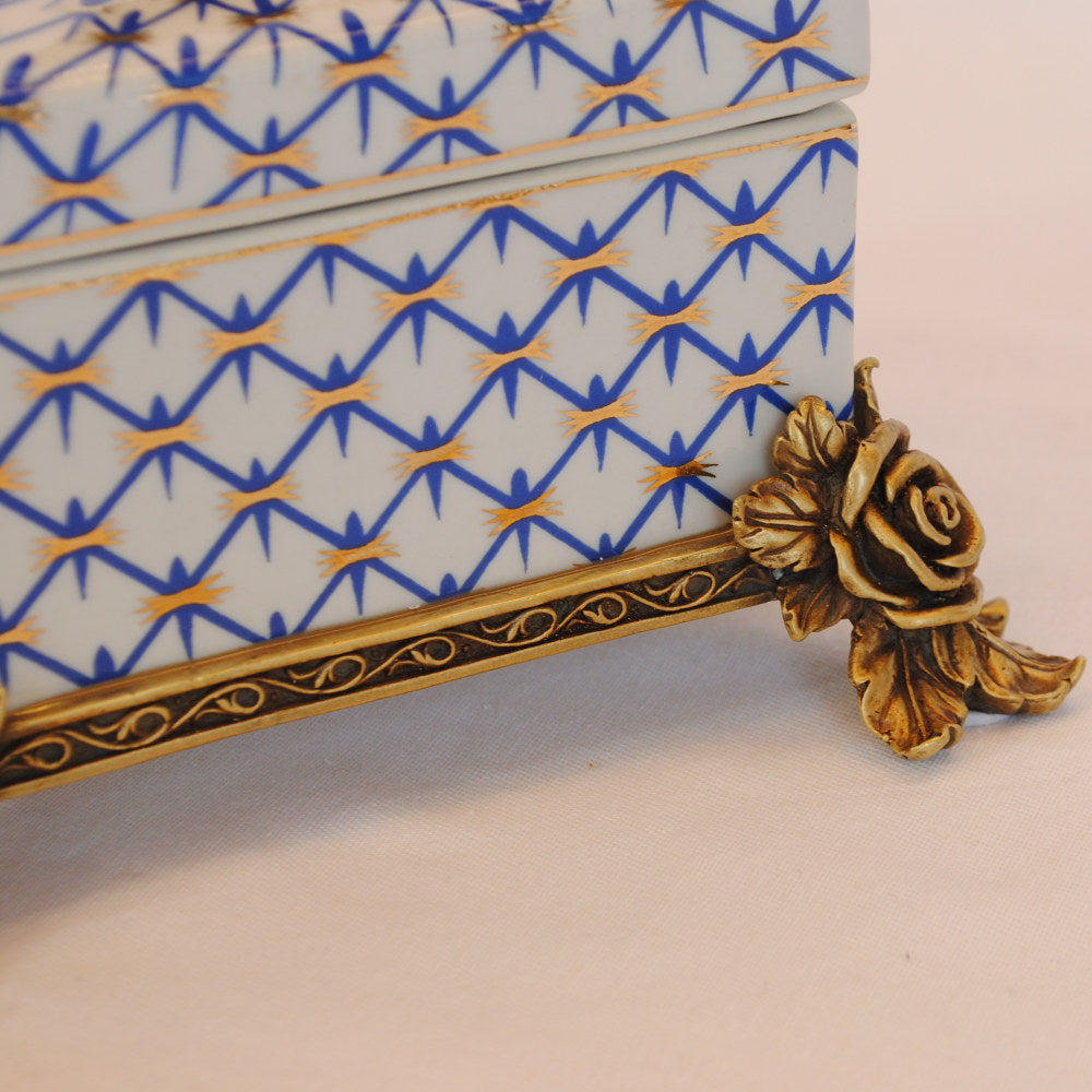 ボックス BOX 陶磁器 真鍮 小物入れ コットンパッドボックス 脚付き 雑貨 アンティーク調 蓋付ボックス アンティーク調 シノワズリー インテリア雑貨 1564045