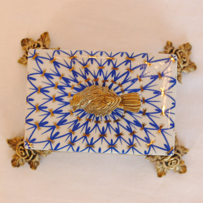 ボックス BOX 陶磁器 真鍮 小物入れ コットンパッドボックス 脚付き 雑貨 アンティーク調 蓋付ボックス アンティーク調 シノワズリー インテリア雑貨 1564045