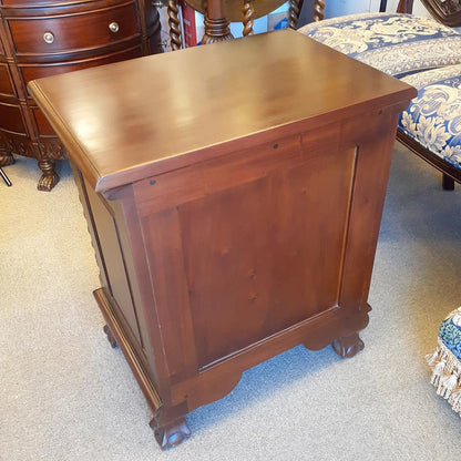 チェスト ナイトスタンドテーブル 4段チェスト ランプテーブル マホガニー家具 アンティーク風家具 アンティーク調 マホガニー無垢材 160002