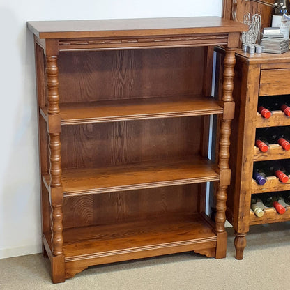 シェルフ 3段シェルフ オープンシェルフ 本棚 英国アンティーク風シェルフ ブックケース オープン3段シェルフ 飾り棚 オーク材家具 アンティーク風家具 177014
