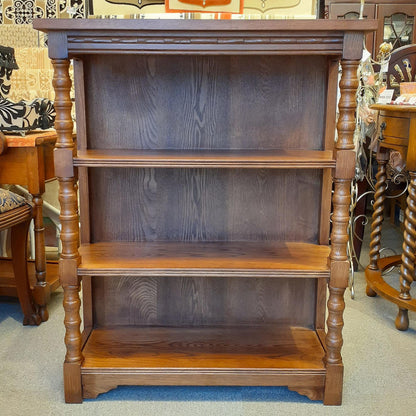 シェルフ 3段シェルフ オープンシェルフ 本棚 英国アンティーク風シェルフ ブックケース オープン3段シェルフ 飾り棚 オーク材家具 アンティーク風家具 177014