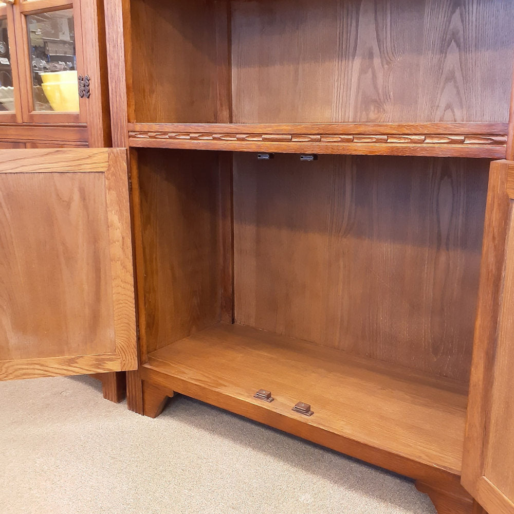 ブックシェルフ 英国アンティーク風オープンキャビネット 本棚 ドアキャビネット 本箱 ブックケース オーク材家具 オーク無垢材 アンティーク風家具 177015