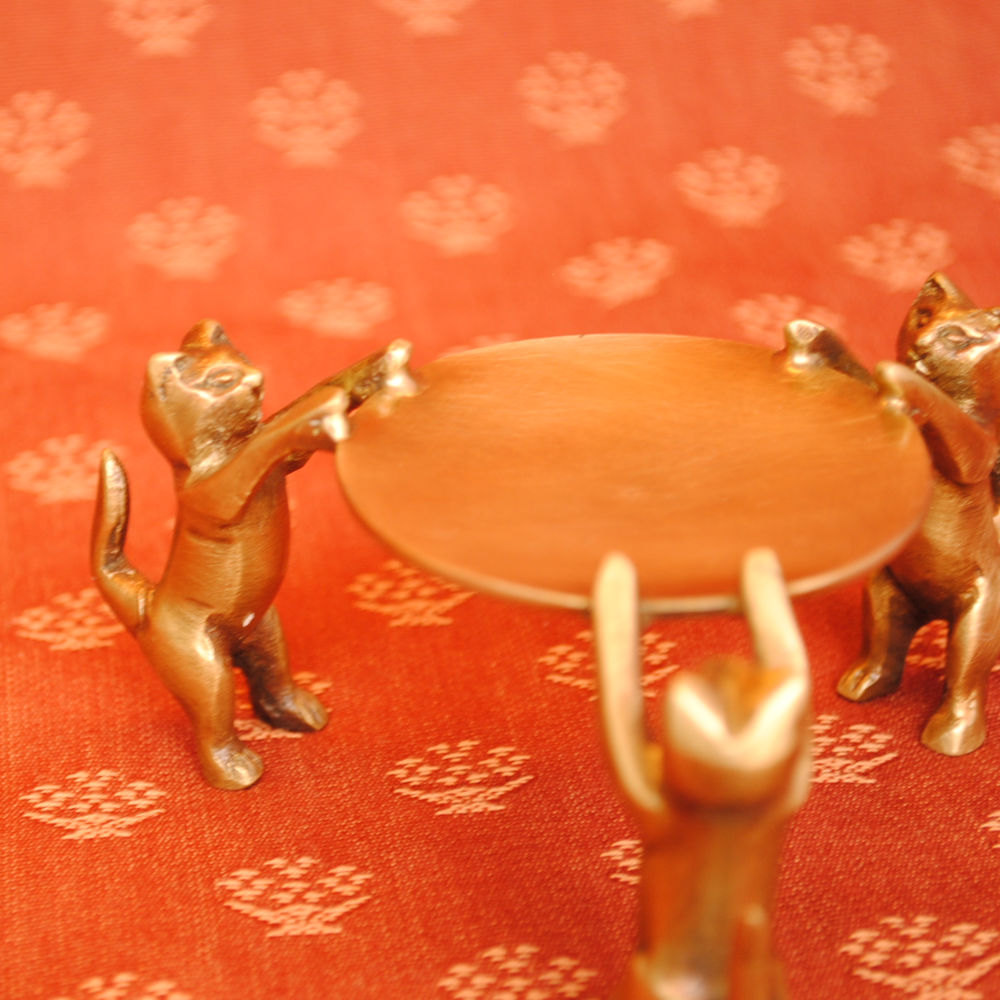 アクセサリートレイ おしゃれ CAT 猫 ネコ 真鍮製 アクセサリープレート トレイ プレート 雑貨 トレー インテリア雑貨 オシャレ雑貨 おしゃれ雑貨 325012