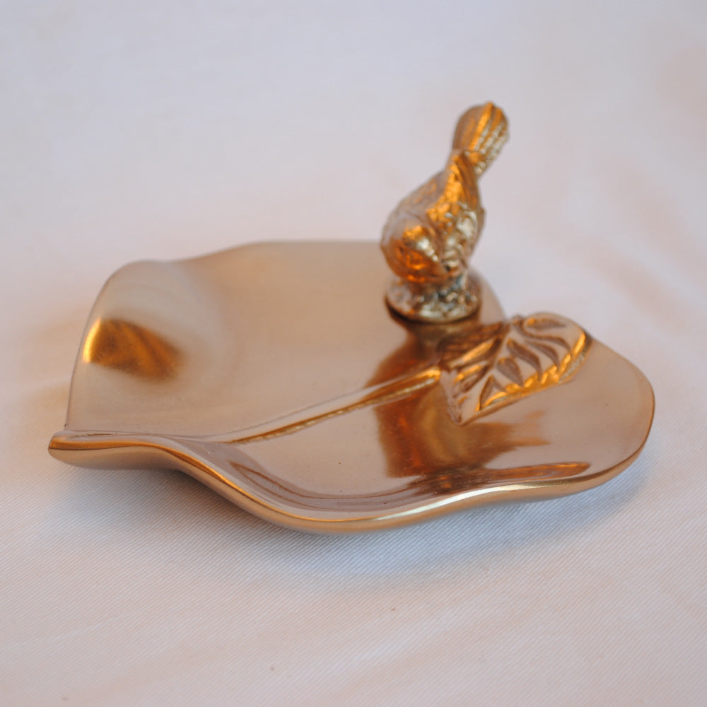 トレイ バードバス型トレイ おしゃれ アルミ製 プレート 鳥 バード アンティーク風 キートレイ 鍵皿 皿 トレー 雑貨 オブジェ インテリア雑貨 325045