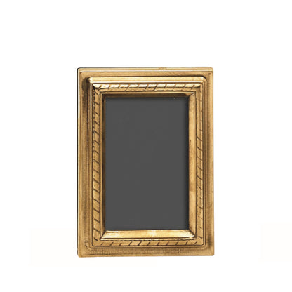 フォトフレーム 写真立て おしゃれ アンティーク調 額縁スタイル 金色 縦タイプ 真鍮雑貨 真鍮製 ブラス イタリー製 スティラーズ STILARS 388322