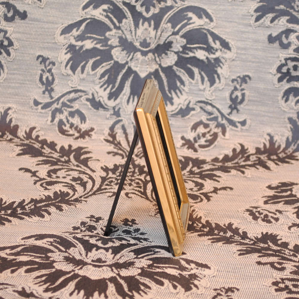 フォトフレーム 写真立て おしゃれ アンティーク調 額縁スタイル 金色 縦タイプ 真鍮雑貨 真鍮製 ブラス イタリー製 スティラーズ STILARS 388322