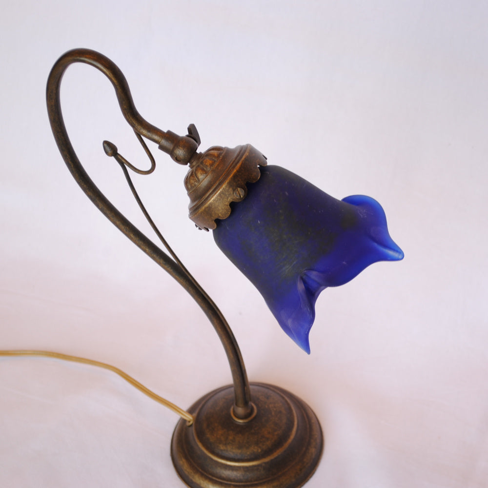 テーブルランプ シンプル デスクライト デスクランプ アールヌーボー ランプ ブルー フランス製 吹きガラスシェード ティエフ Tief 704137