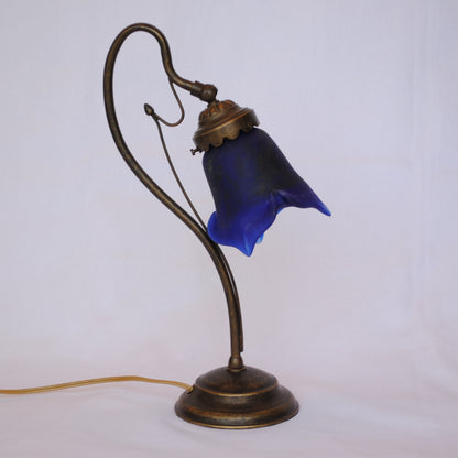 テーブルランプ シンプル デスクライト デスクランプ アールヌーボー ランプ ブルー フランス製 吹きガラスシェード ティエフ Tief 704137