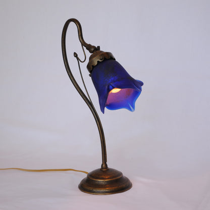 テーブルランプ シンプル デスクライト デスクランプ アールヌーボー ランプ ブルー フランス製 吹きガラスシェード ティエフ Tief 704137