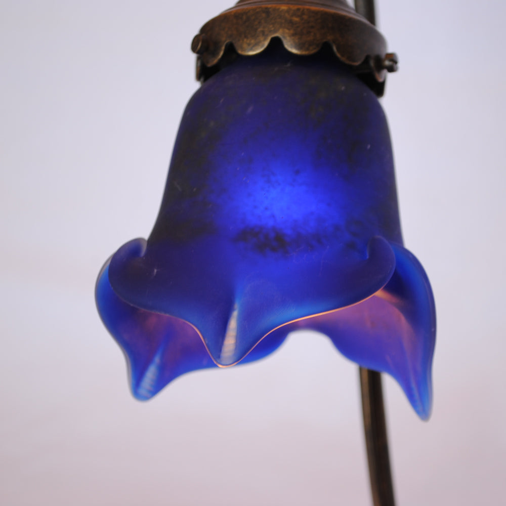 テーブルランプ シンプル デスクライト デスクランプ アールヌーボー ランプ ブルー フランス製 吹きガラスシェード ティエフ Tief 704137