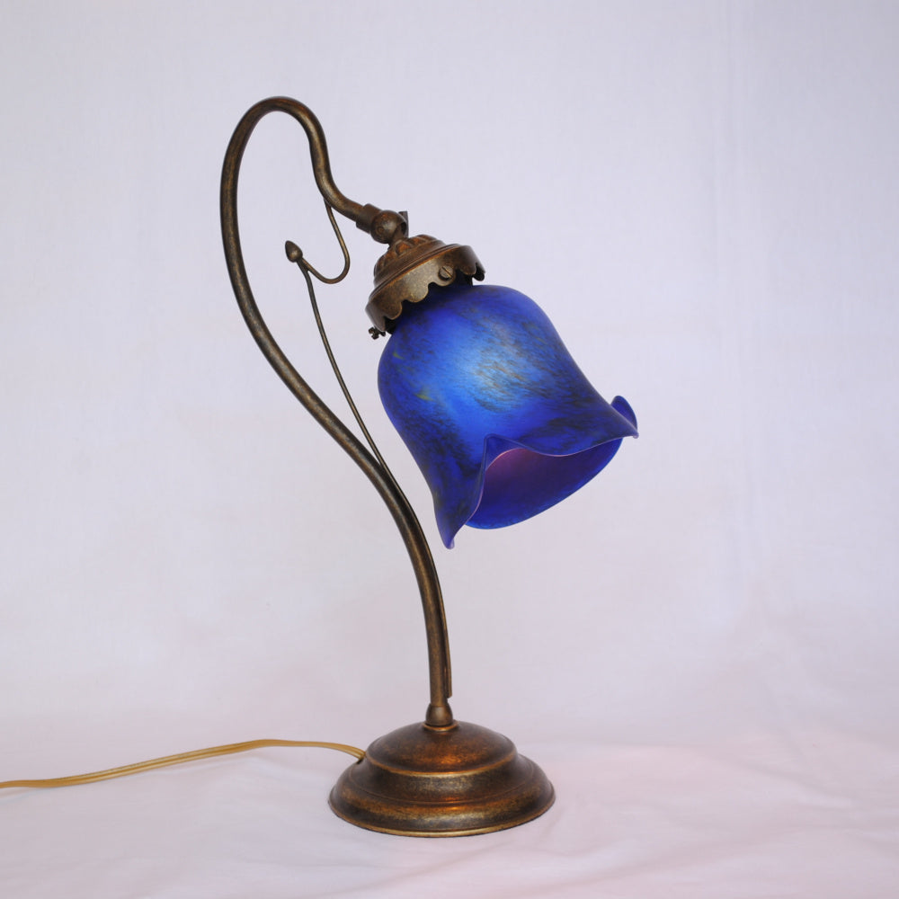 フランス伝統技術による吹きガラス製法とアンティーク仕上げの真鍮製