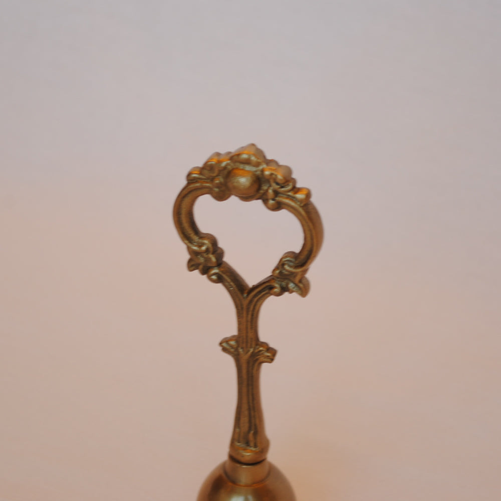 ハンドベル おしゃれ 真鍮製 ベル アンティーク風 呼び鈴 雑貨 オブジェ インテリア雑貨 ヨーロピアン雑貨 オシャレ雑貨 おしゃれ雑貨 7347044