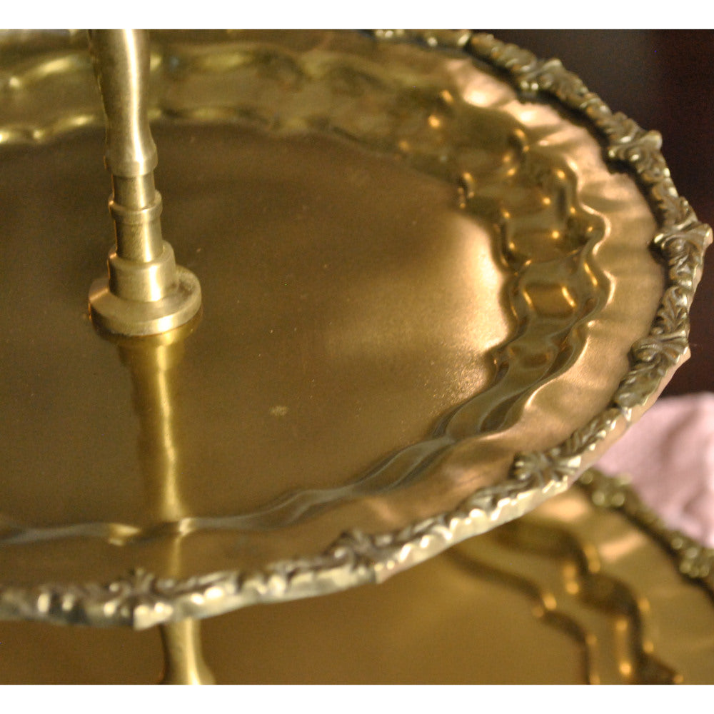 アフタヌーンティースタンド 真鍮雑貨 ケーキスタンド 真鍮製プレート 2段プレート 真鍮 2段トレー ディスプレイプレート クラシック アンティーク風 7347060