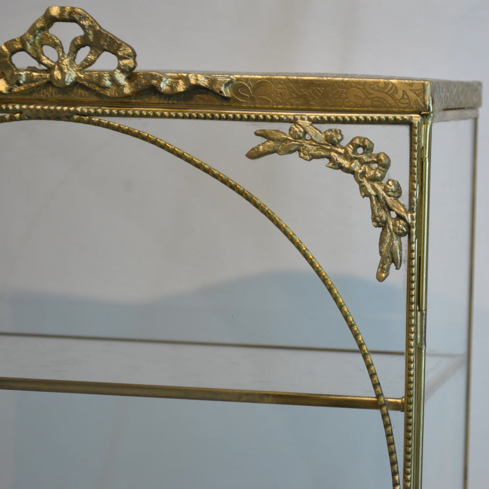 アクセサリーキャビネット キュリオケース 真鍮製 ガラスケース 3段キャビネット ガラスドアキャビネット アクセサリーケース ディスプレイキャビネット 7347075