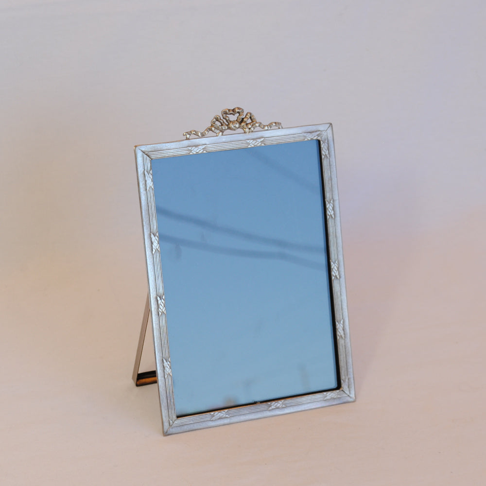 フォトフレーム 縦置き写真立て 真鍮製写真立て アンティークシルバー写真立て アンティーク風写真立て 写真立て インテリア 雑貨 フォトスタンド 7347085SV-M