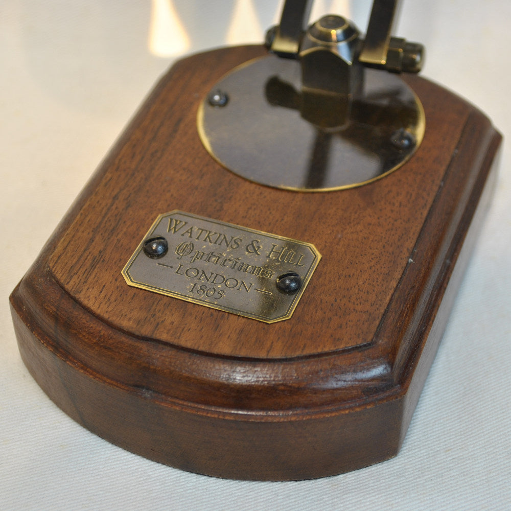 拡大鏡 虫眼鏡 置物 インテリア雑貨 オーナメント 真鍮製拡大鏡 台座付き拡大鏡 卓上拡大鏡 アンティーク風拡大鏡 真鍮雑貨 7382021