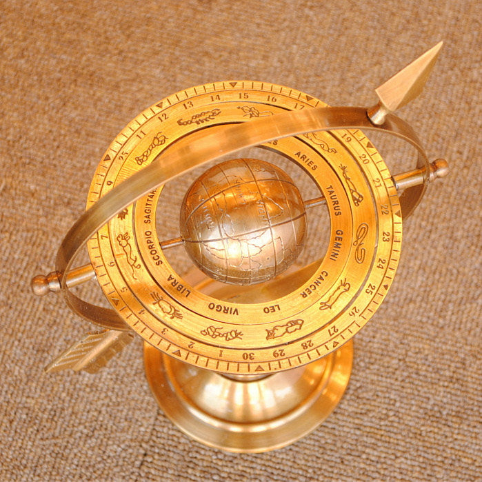 天球儀 おしゃれ 真鍮製 アンティーク調 地球儀 星座 座標 経度 緯度 雑貨 オブジェ インテリア雑貨 ヨーロピアン雑貨 オシャレ雑貨 おしゃれ雑貨 7382025