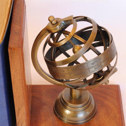 ブックエンド 天球儀型ブックエンド 天球儀 おしゃれ 真鍮製 アンティーク風 星座 座標 経度 緯度 雑貨 ヨーロピアン雑貨 オシャレ雑貨 おしゃれ雑貨 7382056-2
