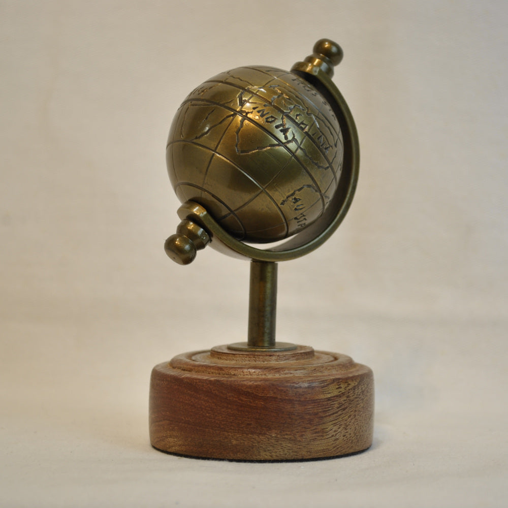 地球儀 ミニ地球儀 置物 オブジェ 真鍮製 雑貨 オーナメント インテリア雑貨 アンティーク風地球儀 真鍮雑貨 7382073