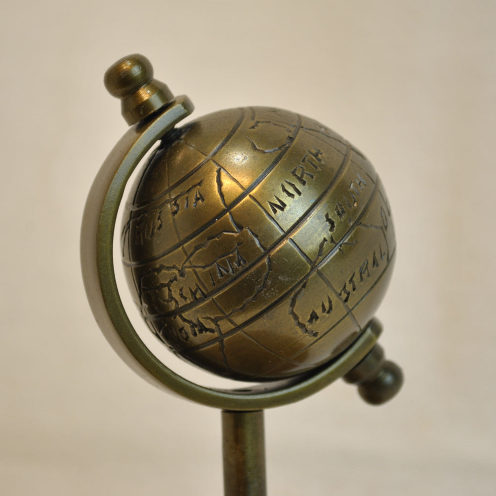 地球儀 ミニ地球儀 置物 オブジェ 真鍮製 雑貨 オーナメント インテリア雑貨 アンティーク風地球儀 真鍮雑貨 7382073