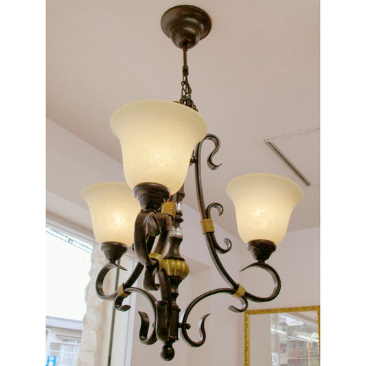 シャンデリアランプ おしゃれ 3灯式 アイアン ガラスシェード 7707000 照明器具 カフェ ランプ クラシック エレガント ゴージャス