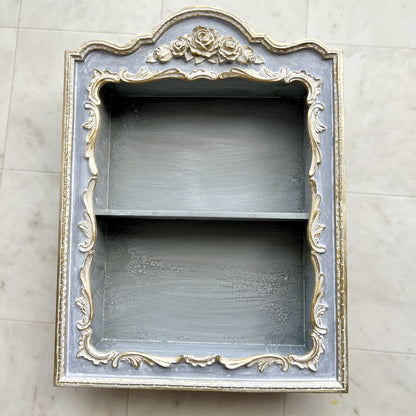 ウォールシェルフ 壁掛け飾り棚 壁掛け飾り棚 グレージュ ブルーグレー プリンセスインテリア アンティーク調 壁掛け棚 シャビシックインテリア 77161WS-GG