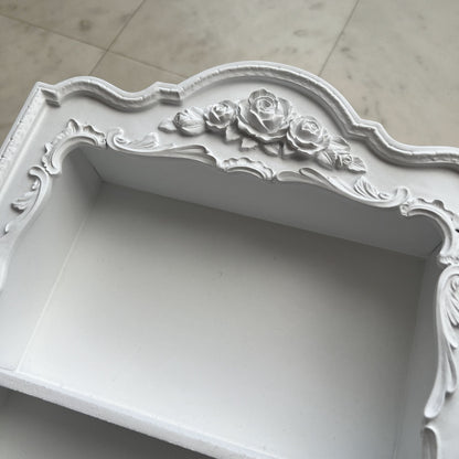 ウォールシェルフ 壁掛け飾り棚 壁掛け飾り棚 アンティークホワイト プリンセスインテリア アンティーク調 壁掛け棚 シャビシックインテリア 77161WS-WH