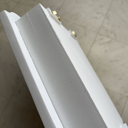 ウォールシェルフ 壁掛け飾り棚 壁掛け飾り棚 アンティークホワイト プリンセスインテリア アンティーク調 壁掛け棚 シャビシックインテリア 77161WS-WH