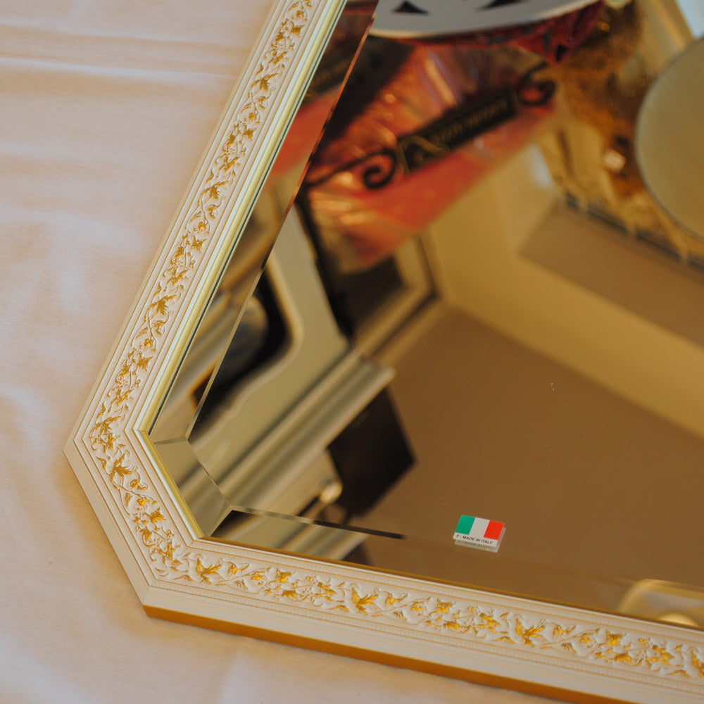 ウォールミラー おしゃれ 鏡 壁掛け 八角形 木製 白 ホワイト ゴールド ミラー OT アンティーク イタリア製 ベルトーチ BERTOZZI 808838