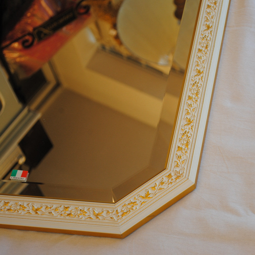 ウォールミラー おしゃれ 鏡 壁掛け 八角形 木製 白 ホワイト ゴールド ミラー OT アンティーク イタリア製 ベルトーチ BERTOZZI 808838